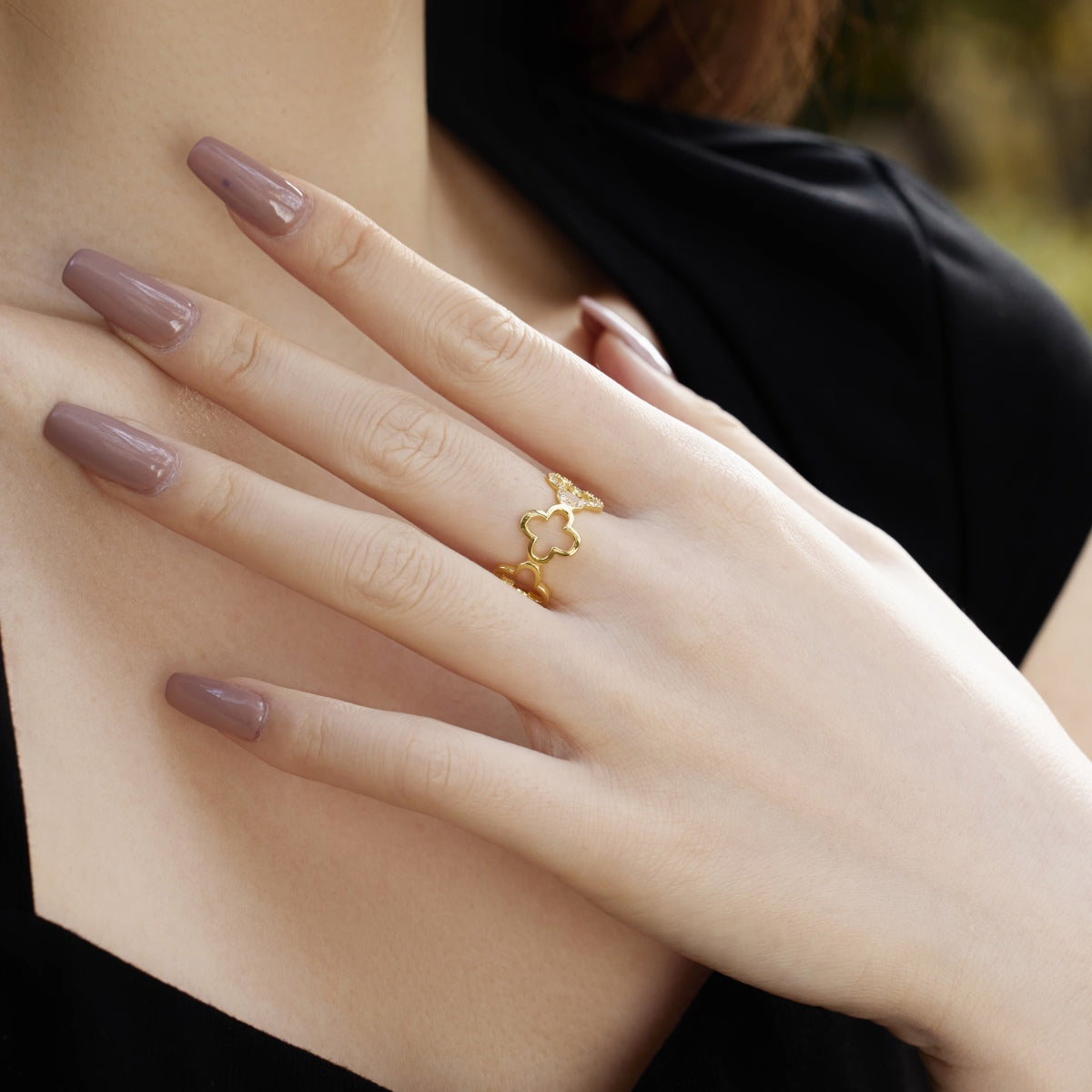 [Olivia Jewelry]Hollow Design Four-Leaf Clover Flower Shape Ring