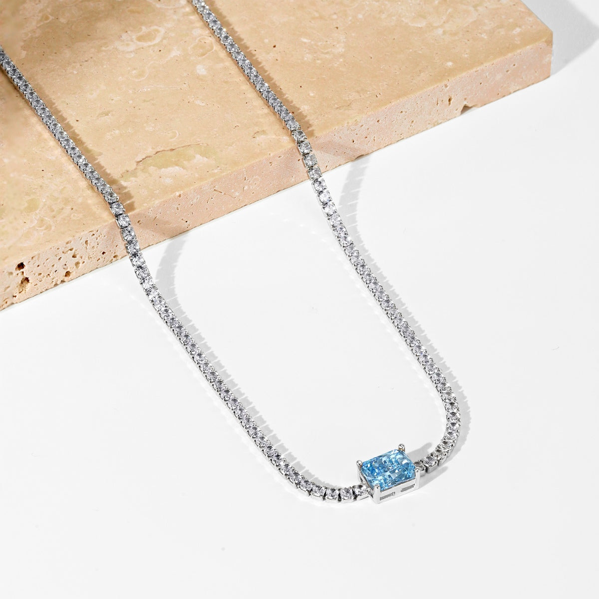 [Olivia Jewelry]2.0 carat Ornate Emerald Cut Necklace