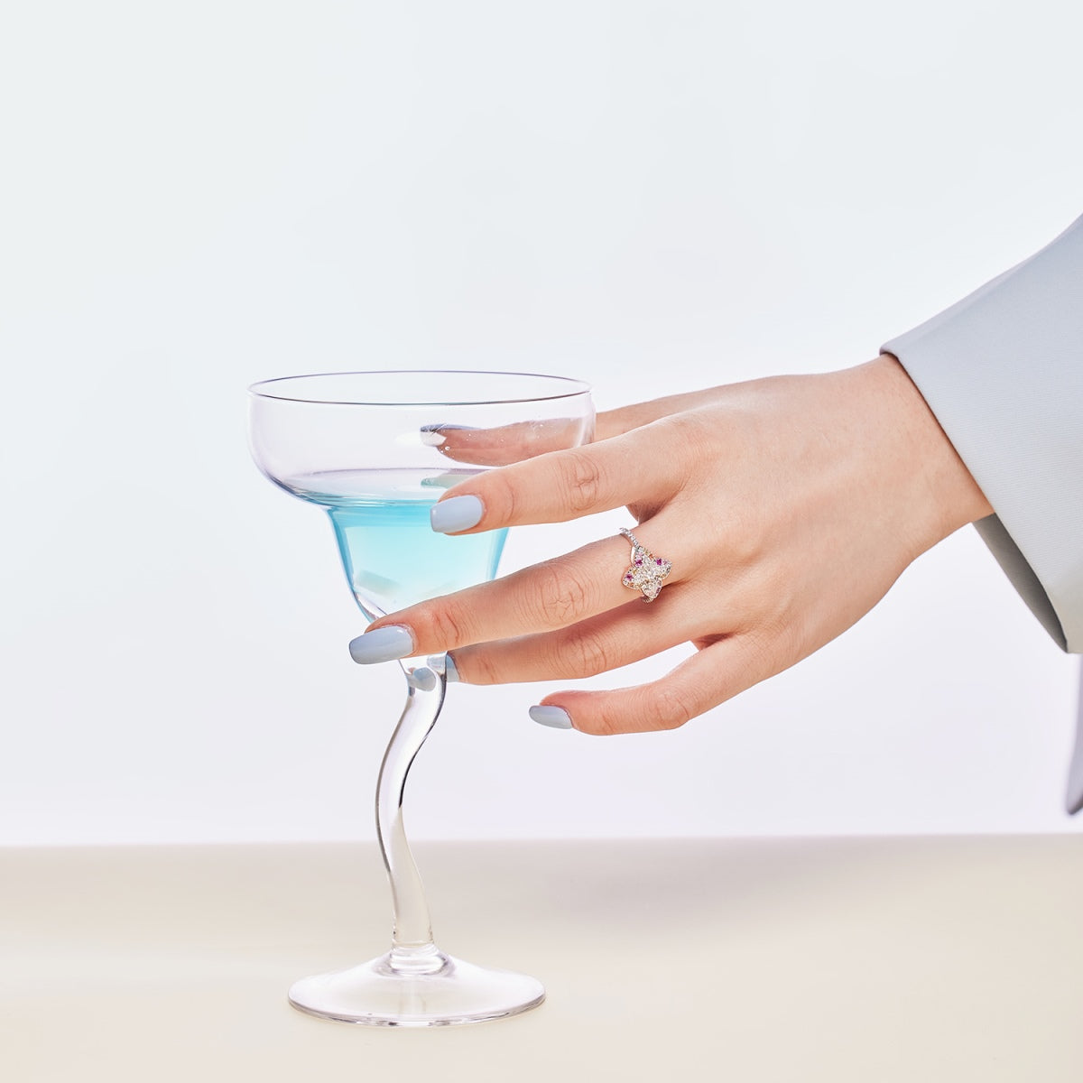 [Olivia Jewelry]Luxurious Colorful Flower Shape Banquet Ring