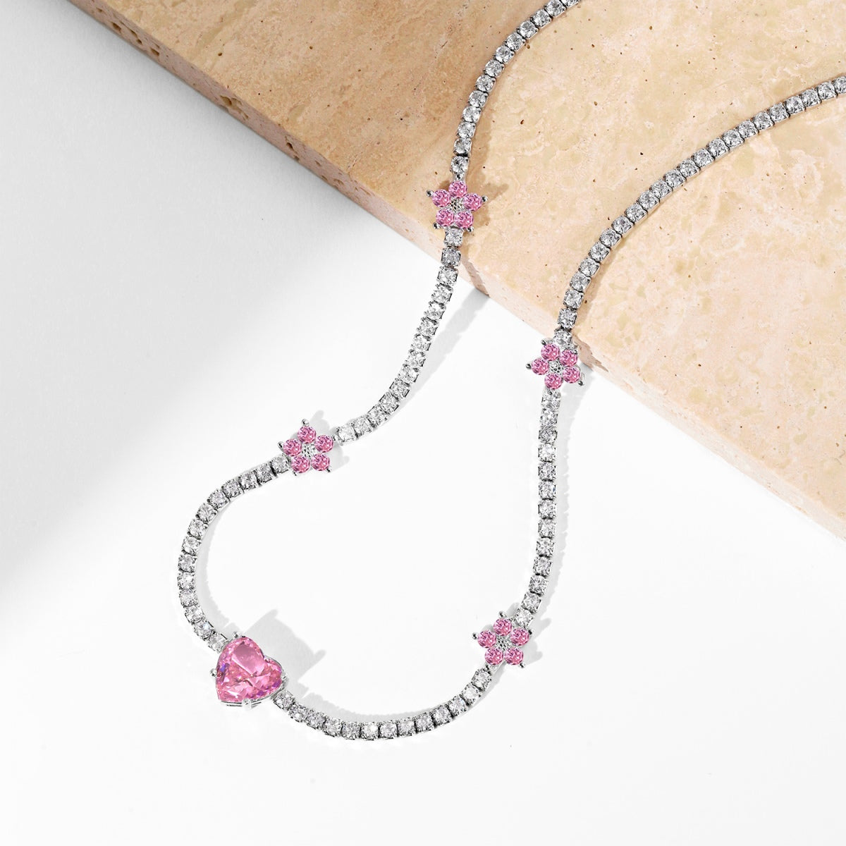 [Olivia Jewelry]Dazzling Pink Heart Flower Necklace
