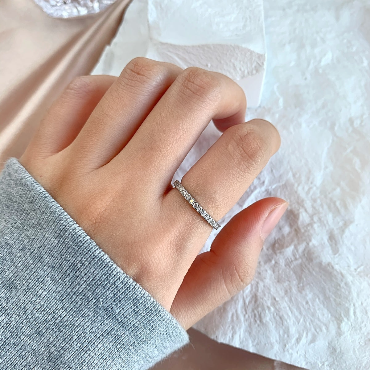 [Olivia Jewelry]Delicate Sparkling Round Cut Daily Ring