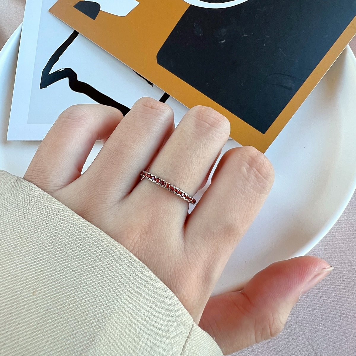 [Olivia Jewelry]Delicate Sparkling Round Cut Daily Ring
