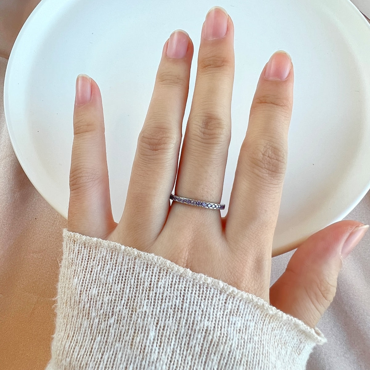 [Olivia Jewelry]Delicate Sparkling Round Cut Daily Ring
