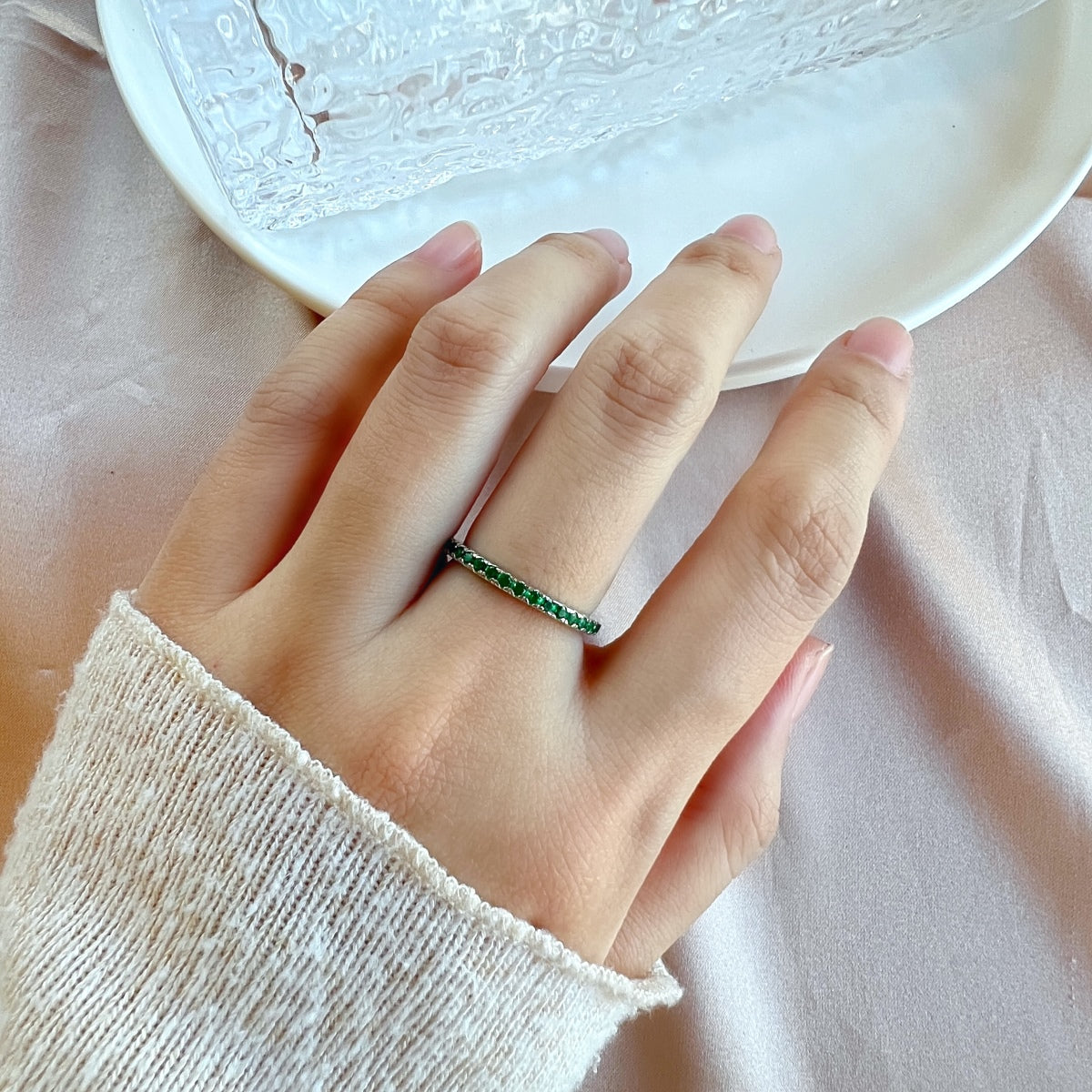 [Olivia Jewelry]Delicate Sparkling Round Cut Daily Ring