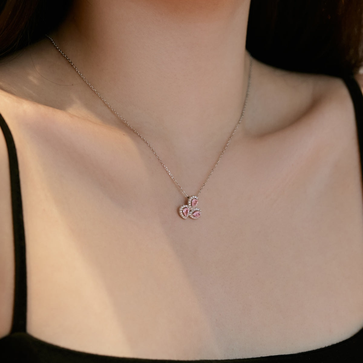 [Olivia Jewelry]Elegant Flower Shape Pear Cut Necklace