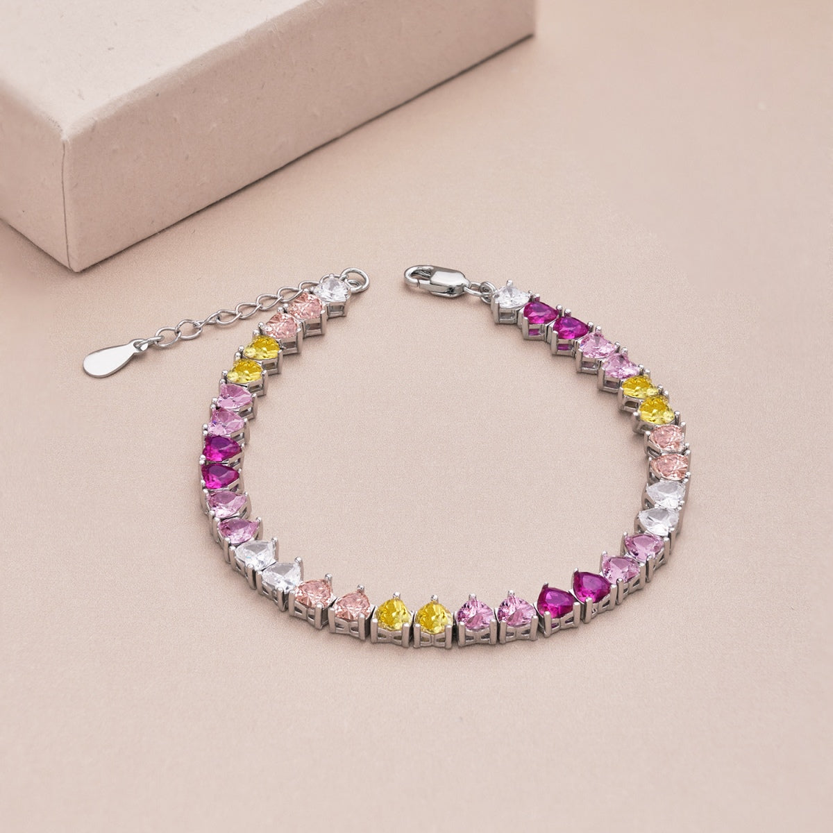 [Olivia Jewelry]Luxurious Colorful Romantic Heart Shape Lover Bracelet