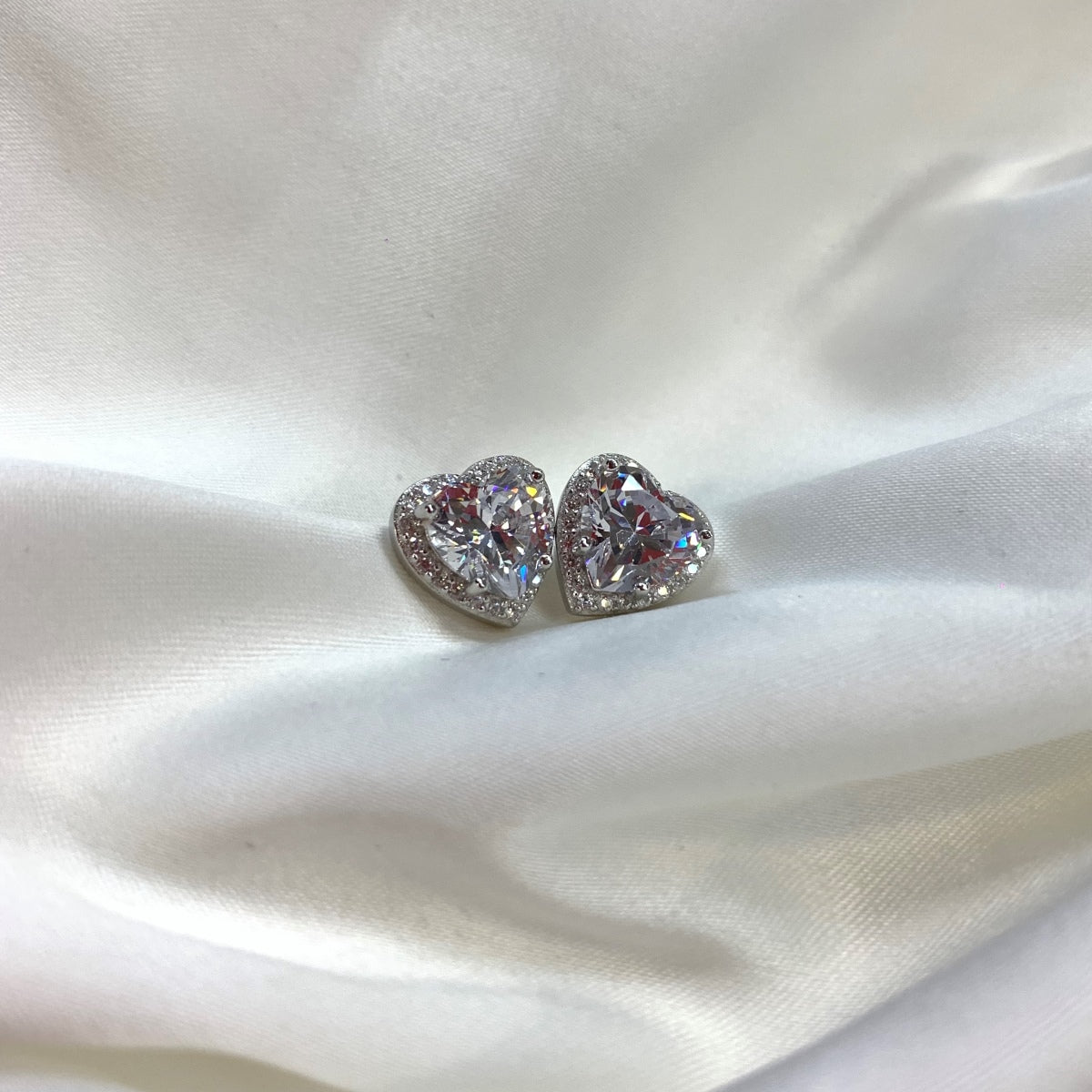 [Olivia Jewelry]Sparkling Heart Shape Lover Earrings