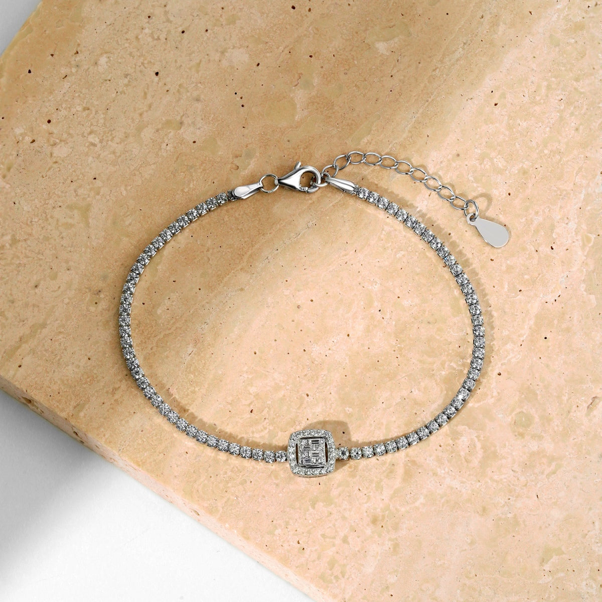 [Olivia Jewelry]Luxurious Dazzling Square Shape Banquet Bracelet
