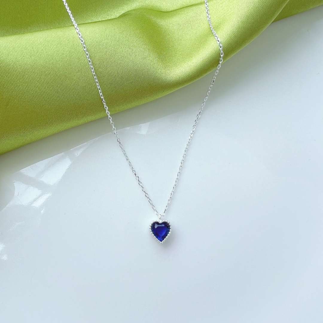 [Olivia Jewelry]Ornate Heart Shape Necklace