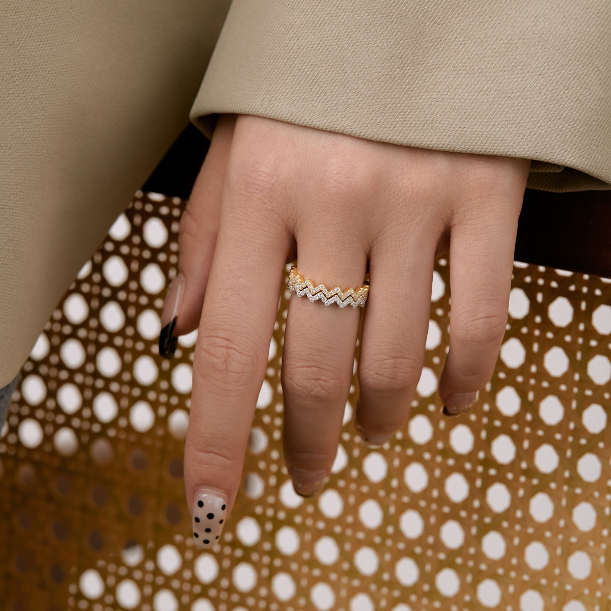 [Olivia Jewelry]Delicate Enchanting Wave Shape Daily Ring