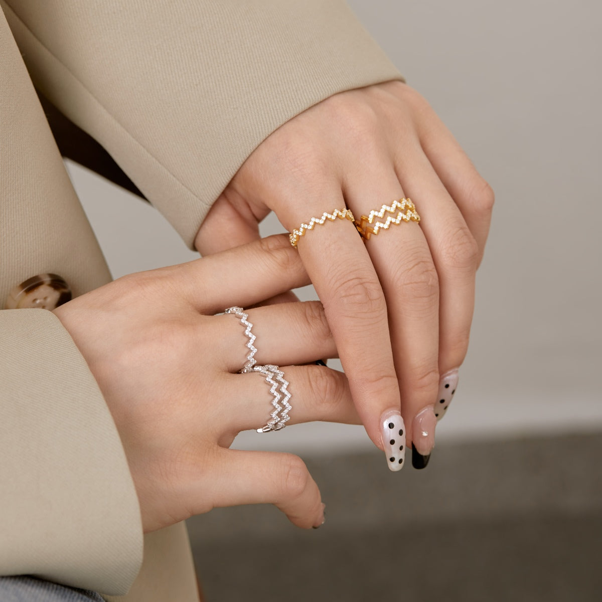 [Olivia Jewelry]Delicate Enchanting Wave Shape Daily Ring