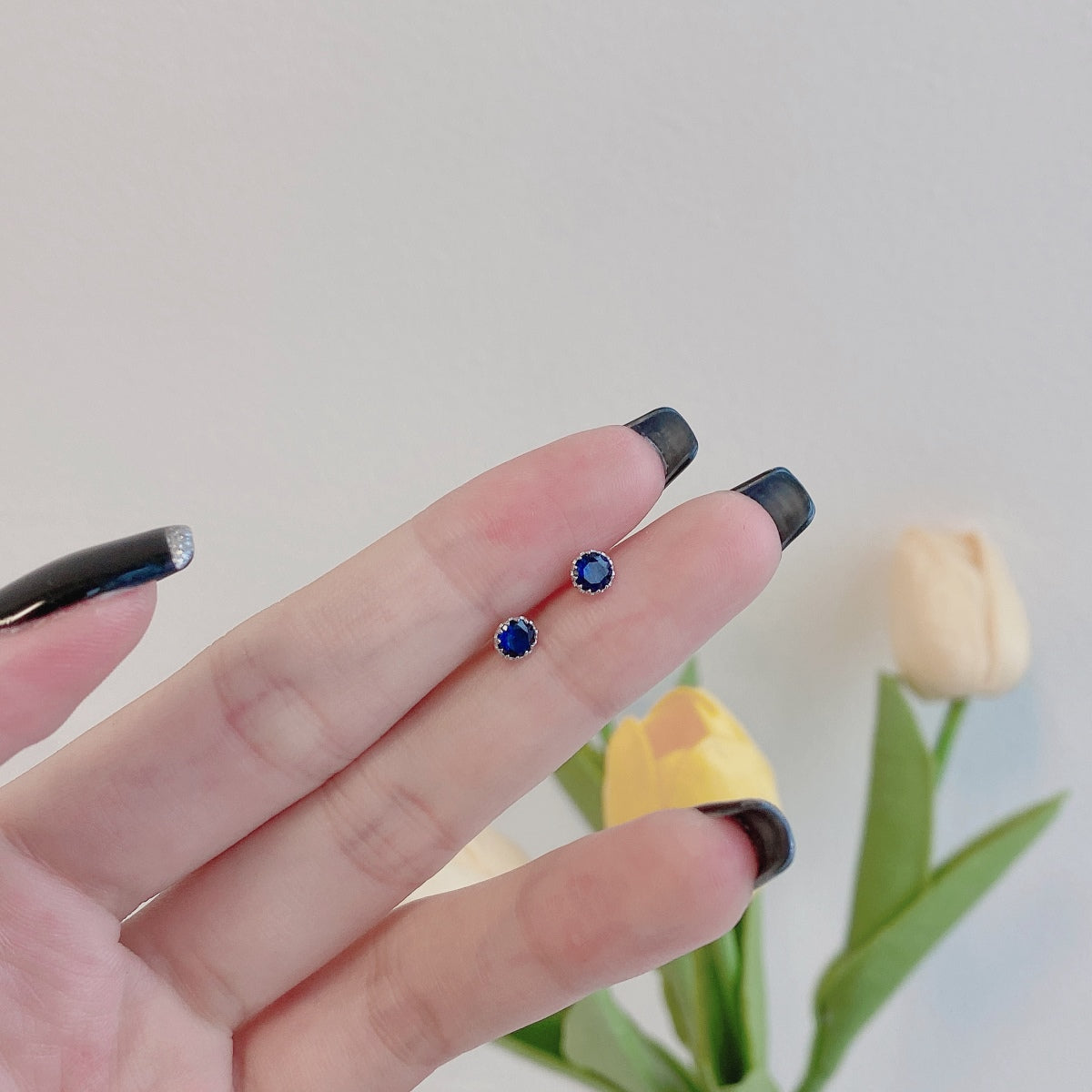 [Olivia Jewelry]Sparkling Colorful Round Shape Earrings