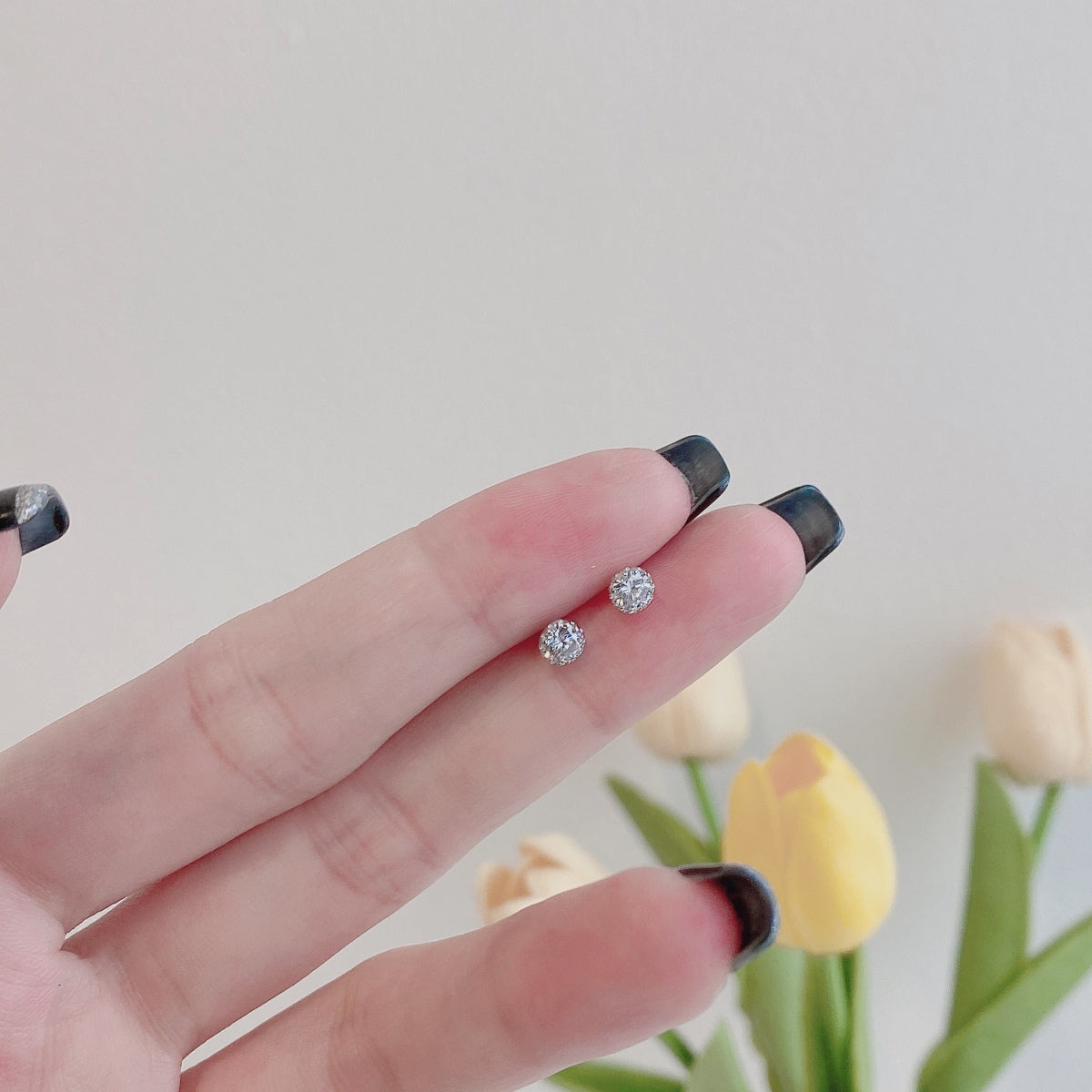 [Olivia Jewelry]Sparkling Colorful Round Shape Earrings