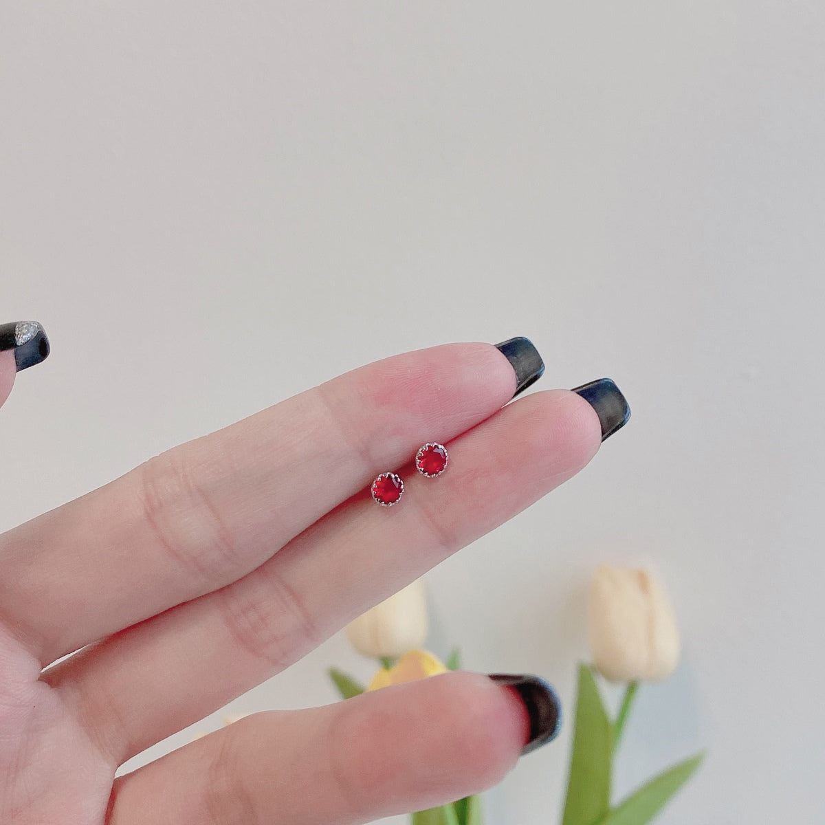 [Olivia Jewelry]Sparkling Colorful Round Shape Earrings