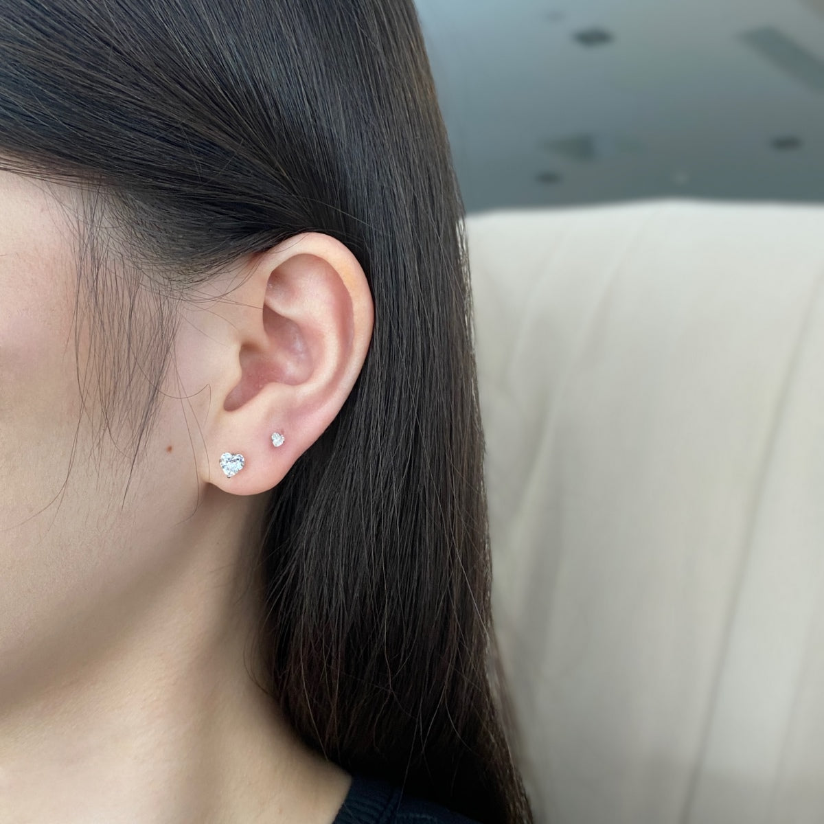 [Olivia Jewelry]Sparkling Heart Shaped Simple Earrings