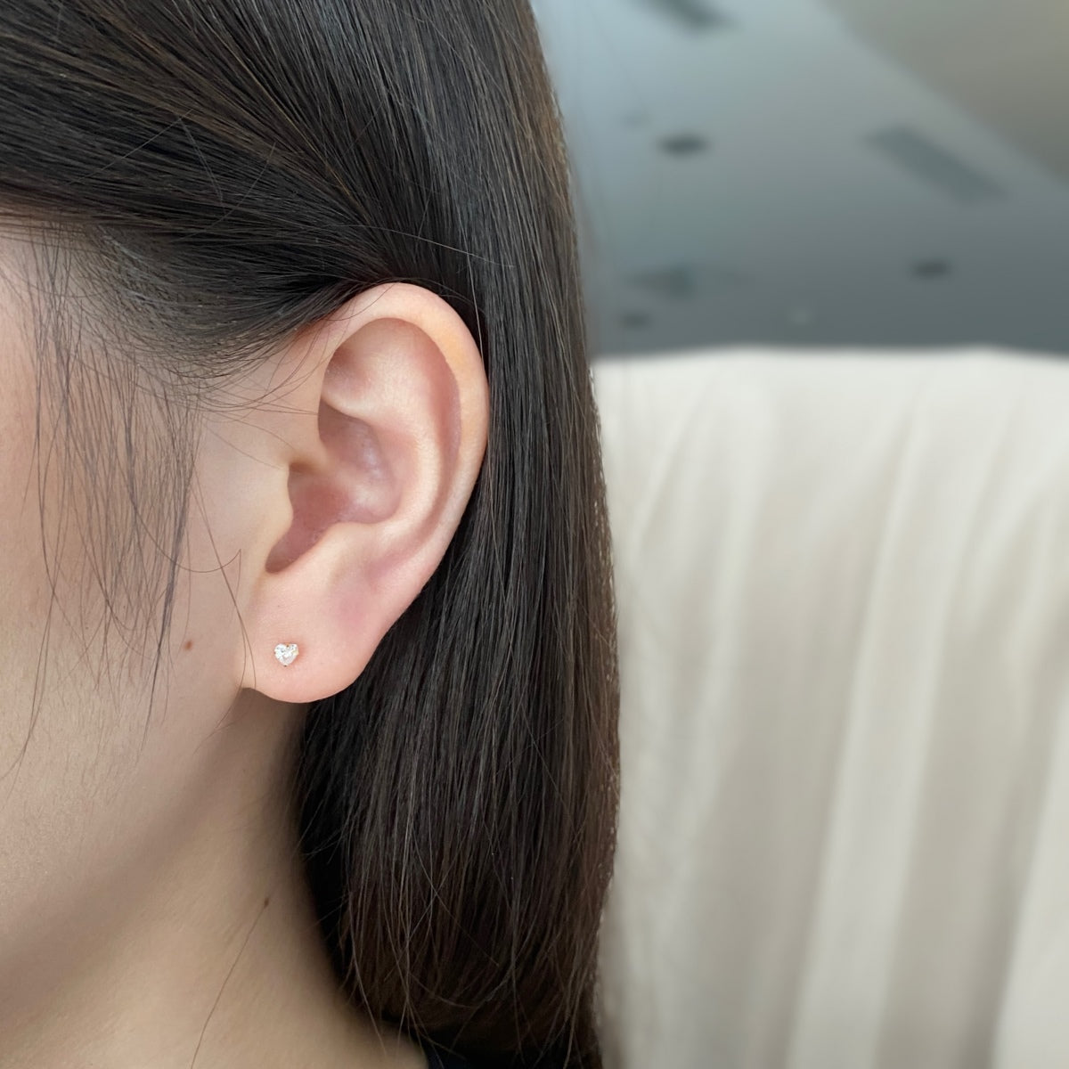 [Olivia Jewelry]Sparkling Heart Shaped Simple Earrings