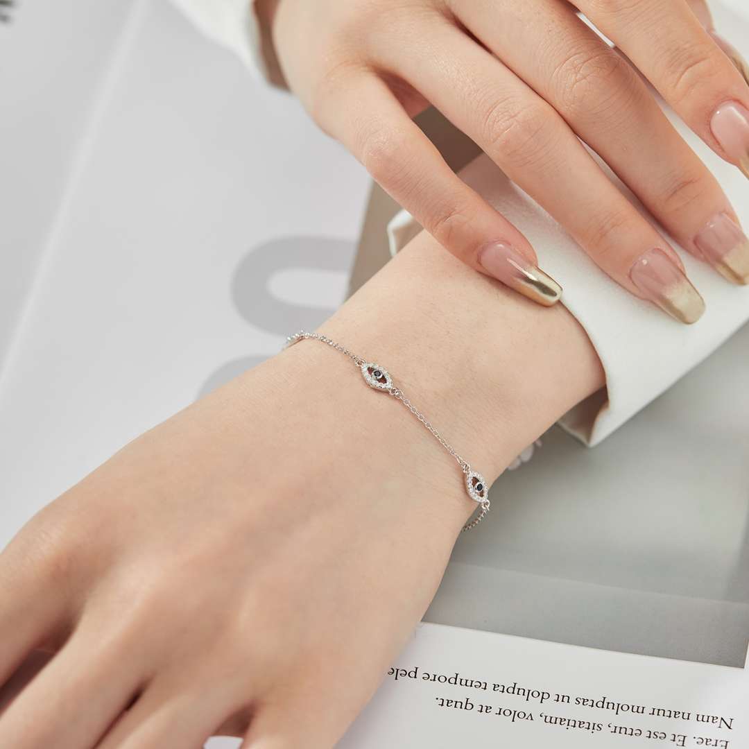 [Olivia Jewelry]Evil Eye Shape Pendent Necklace