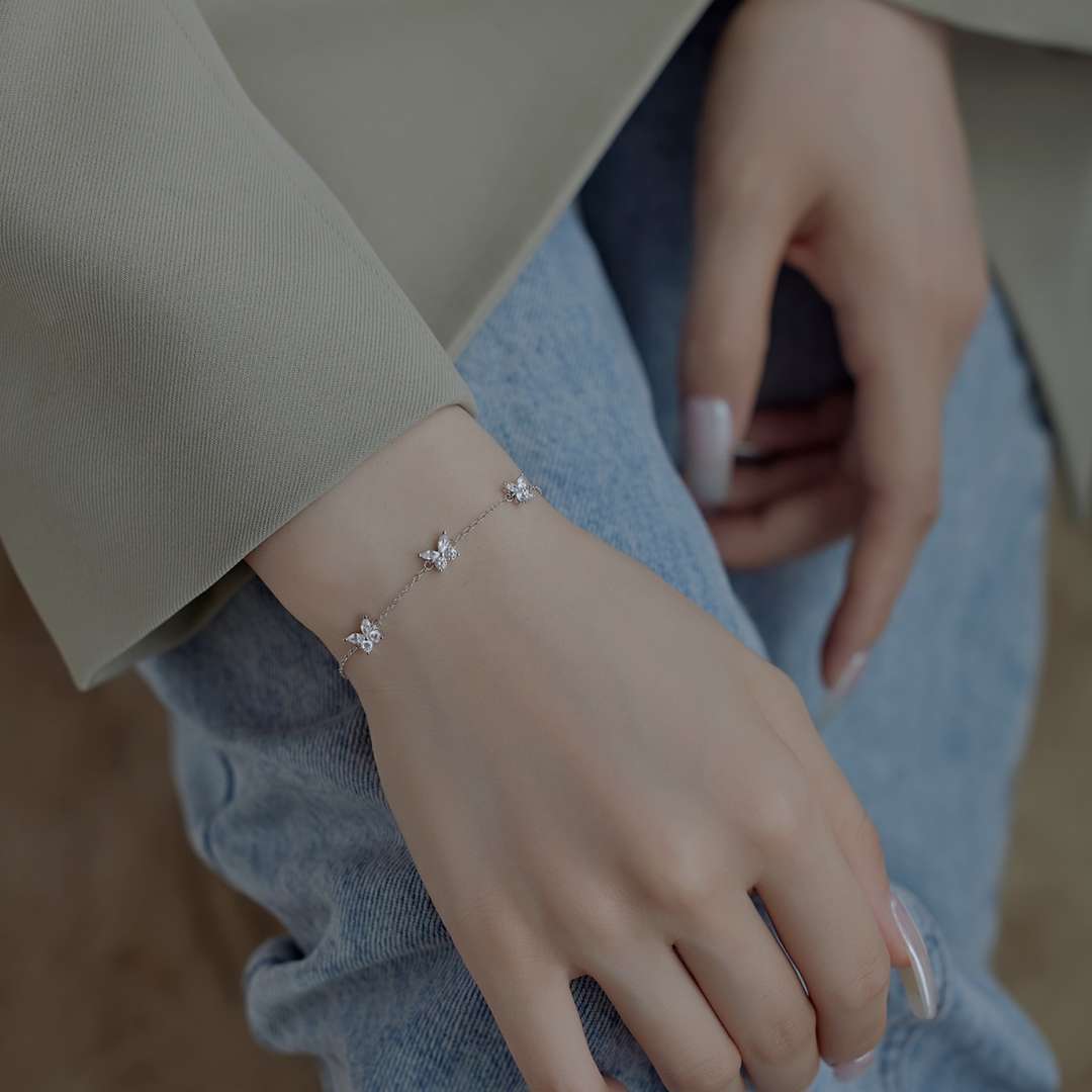 [Olivia Jewelry]Radiant Butterfly Shape Necklace