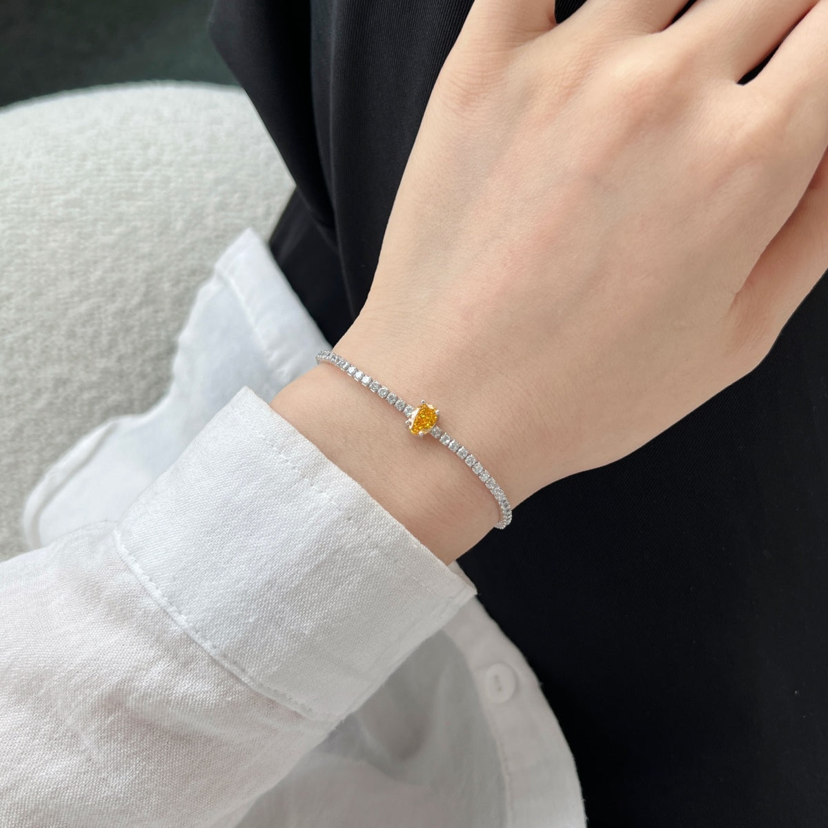 [Olivia Jewelry]0.75 Carat Exquisite Oval Cut Daily Bracelet