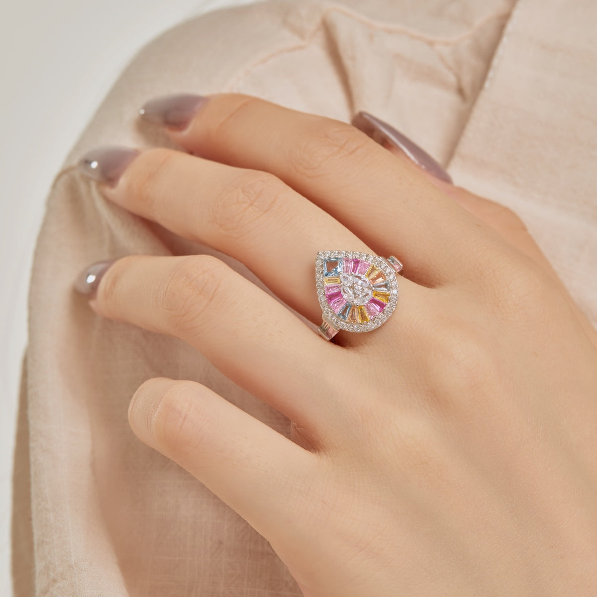 [Olivia Jewelry]Elegant Colorful Water Drop Shape Banquet Ring