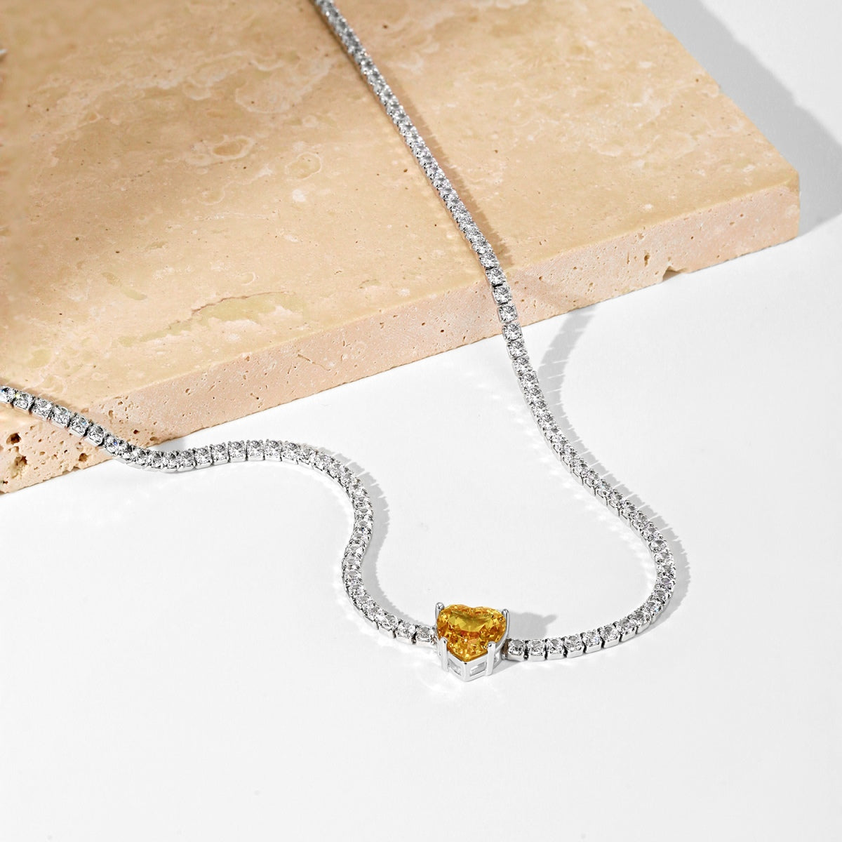 [Olivia Jewelry]2.0 Carat Sparkling Tennis Heart Cut Necklace