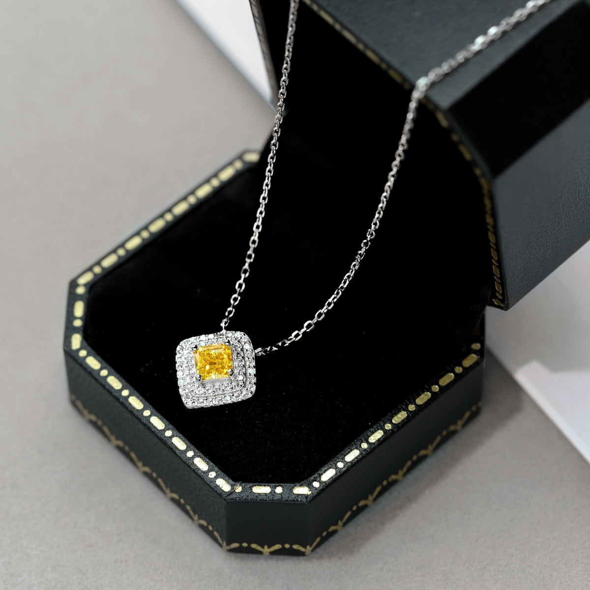 [Olivia Jewelry]Sparkling Asscher Cut Necklace