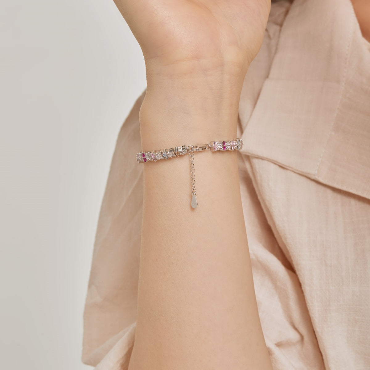 [Olivia Jewelry]Unique Colorful Flower Shape Daily Bracelet