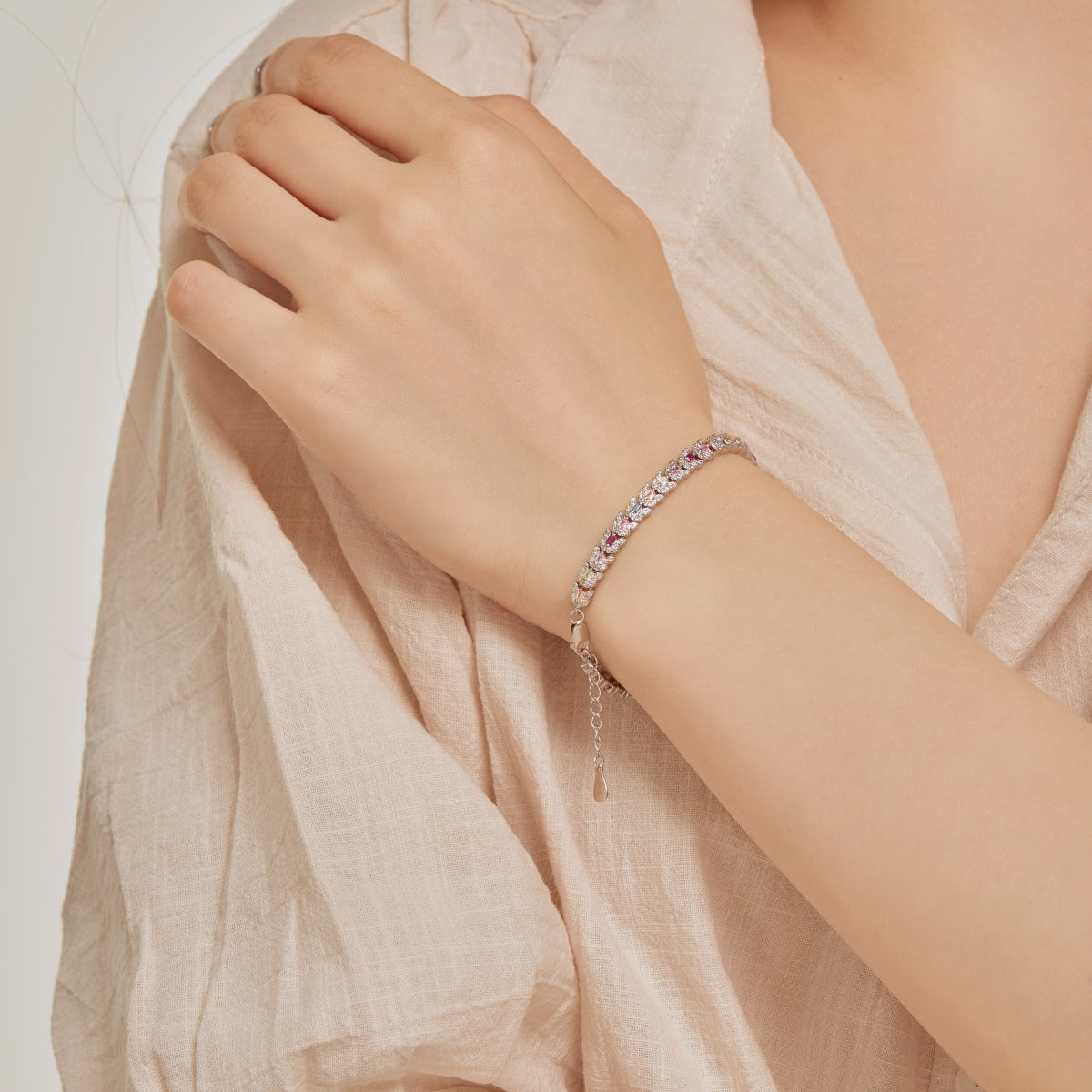 [Olivia Jewelry]Delicate Colorful Multi Cut Daily Bracelet