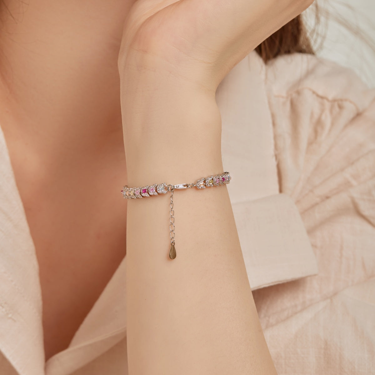 [Olivia Jewelry]Delicate Colorful Multi Cut Daily Bracelet