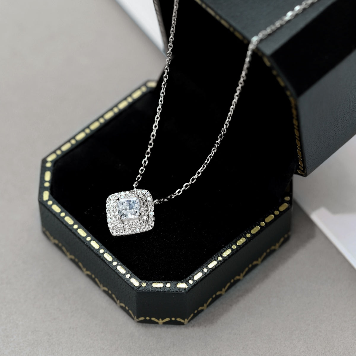 [Olivia Jewelry]Sparkling Asscher Cut Necklace