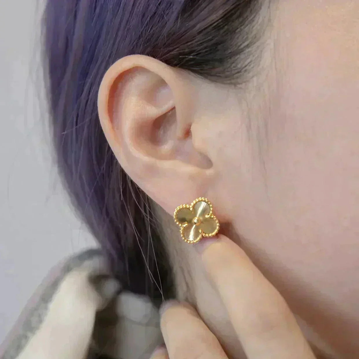 [Olivia Jewelry]CLOVER MEDIUM 1 MOTIFS LASER EARRINGS