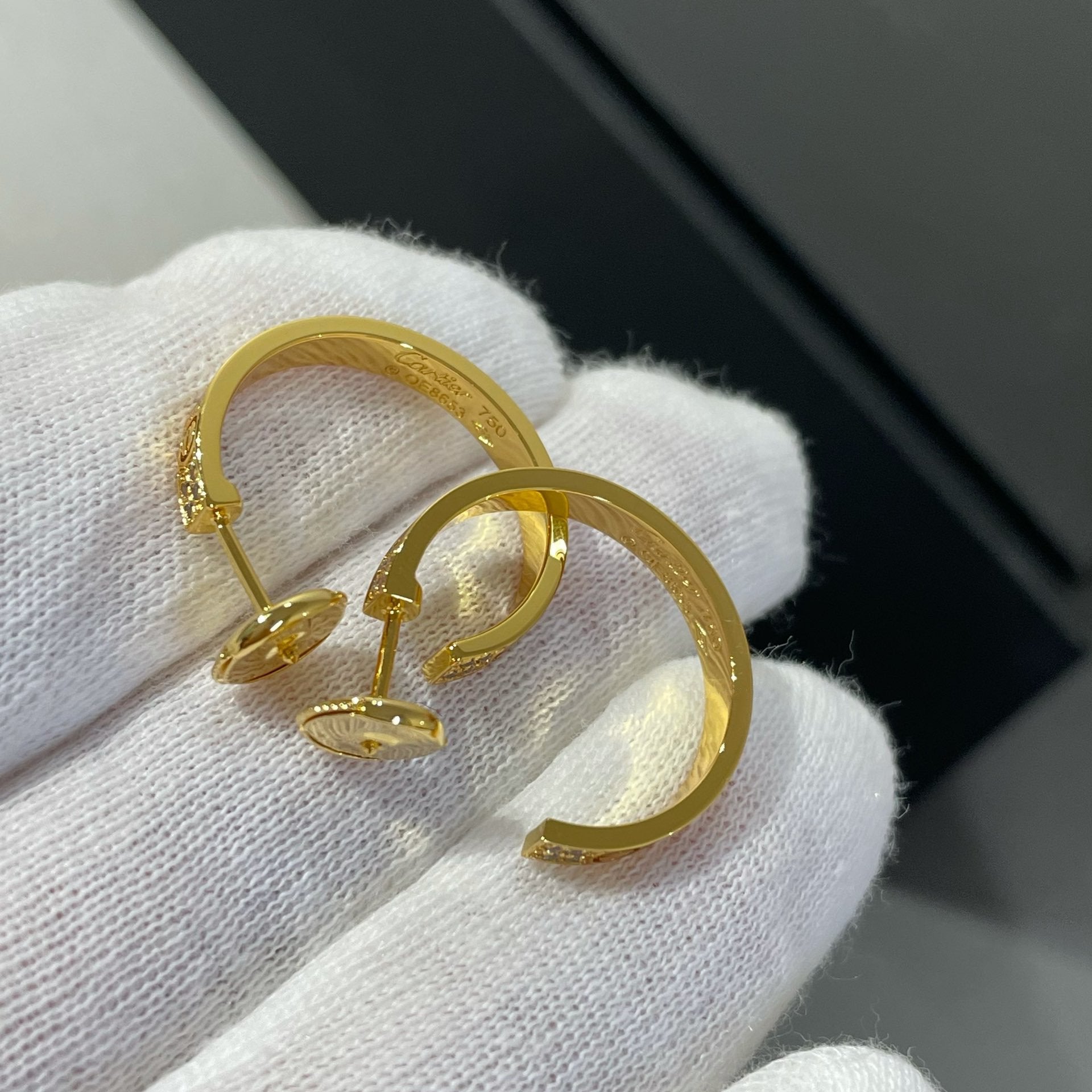 [Olivia Jewelry]LOVE DIAMOND GOLD HOOP EARRINGS