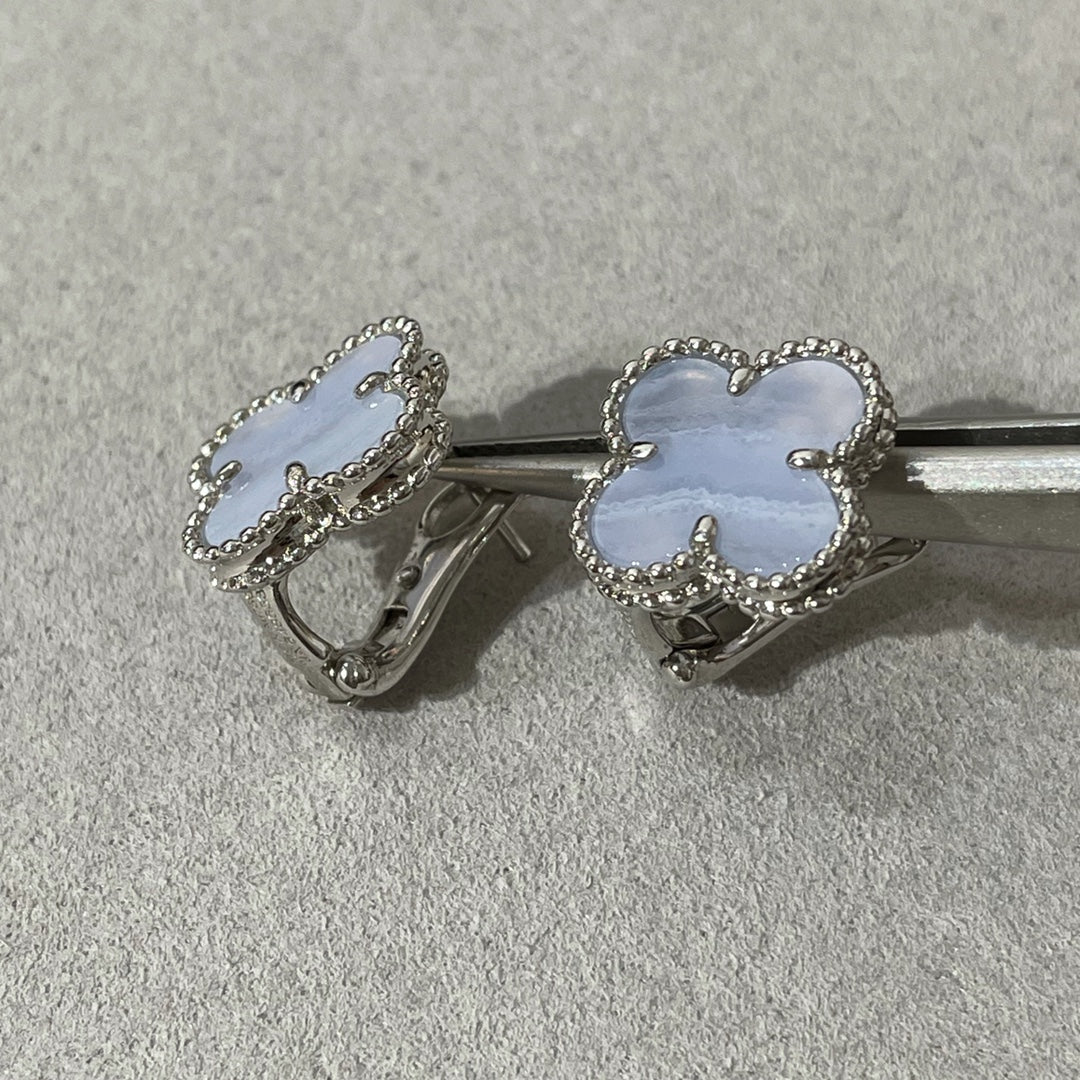 [Olivia Jewelry]CLOVER CHALCEDONY SILVER STUD EARRINGS