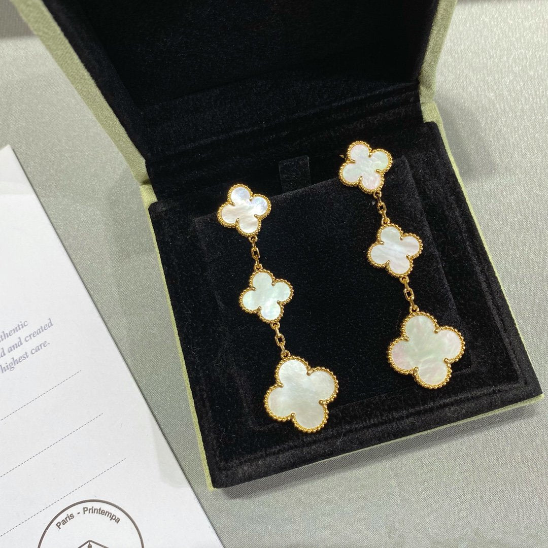 [Olivia Jewelry]CLOVER MOP 3 MOTIFS GOLD EARRINGS
