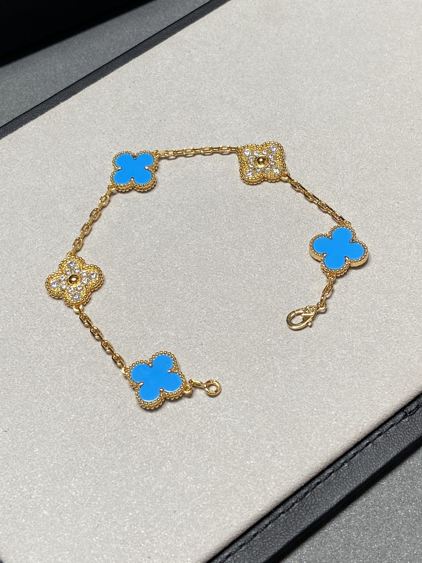 [Olivia JW]CLOVER 5 MOTIF BLUE CHALCEDONY DIAMOND GOLD BRACELET