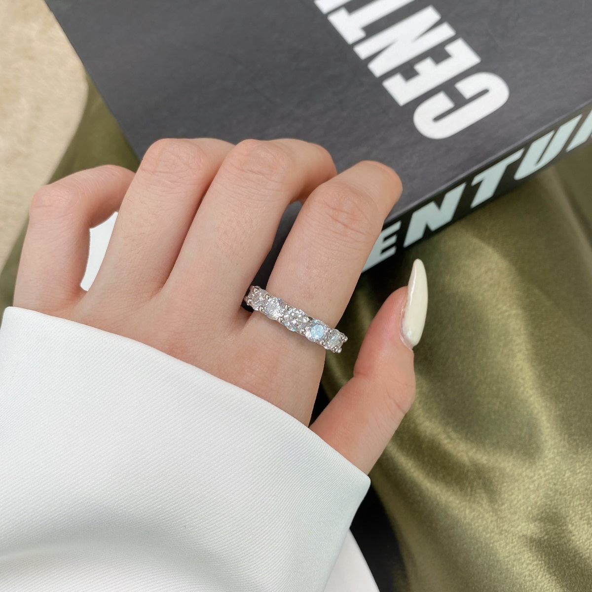[Olivia Jewelry]Gorgeous Round Cut Tennis Ring