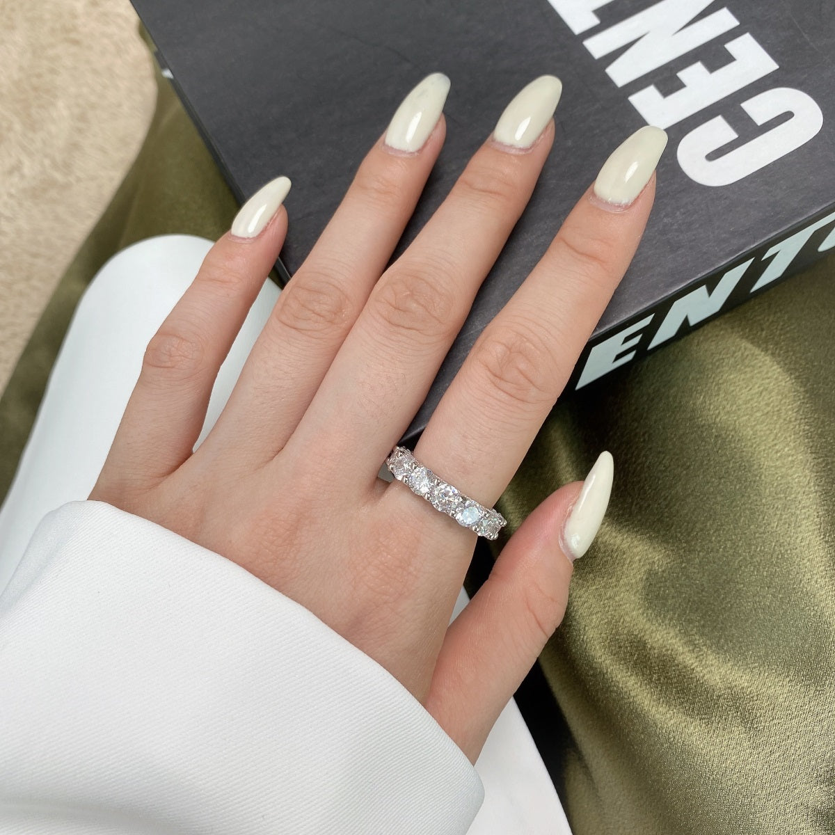[Olivia Jewelry]Gorgeous Round Cut Tennis Ring