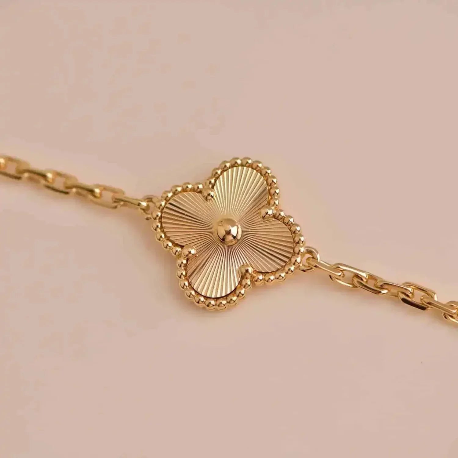 [Olivia JW]CLOVER 5 FLOWERS LASER BRACELET