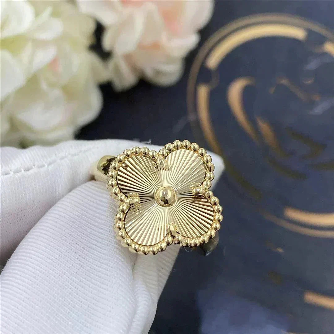 [Olivia Jewelry]CLOVER GOLD RING